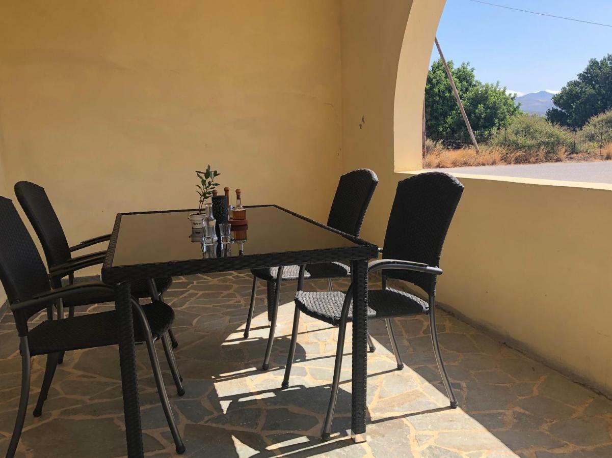 Blue Sky Apartment Frangocastelo Ngoại thất bức ảnh